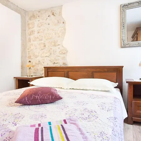 Apartment Donata *
