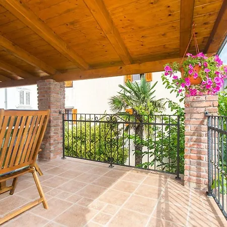 Apartment Donata